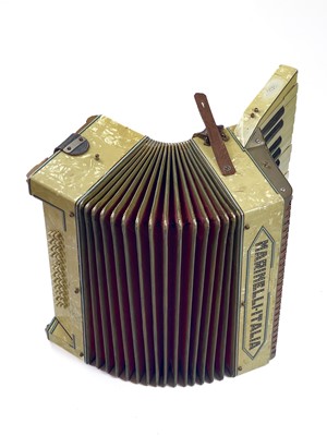 Lot 149 - A 'Harola' melodeon and a 'Marinelli Italia' accordion.