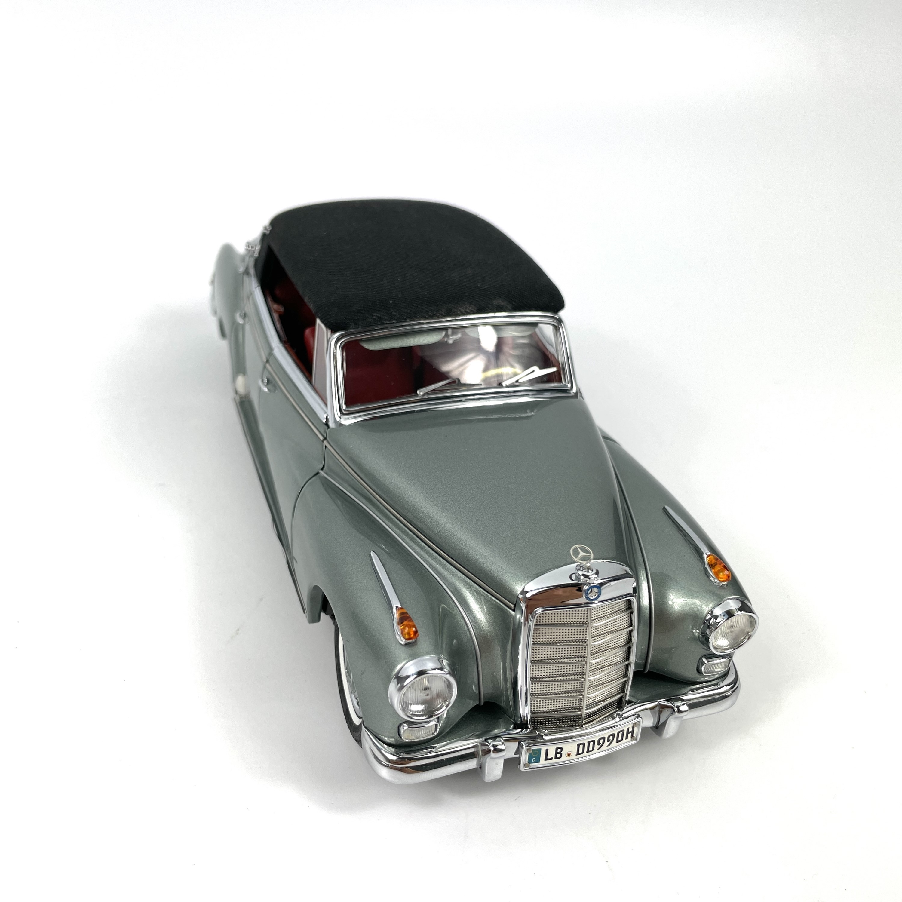 ミニカー CMC製1/24 Mercedes Benz1958〜1962 Type d Cabriolet D