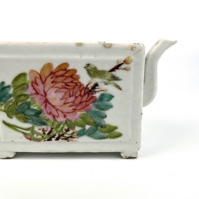 Lot 4 - A Chinese famille rose porcelain double-spouted teapot, 19th century.