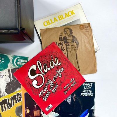 Lot 186 - FORTY 7" SINGLES.