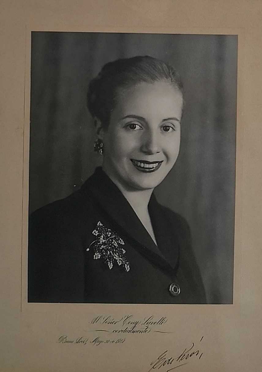 Lot 261 - Eva Peron (1919–1952), a signed black and