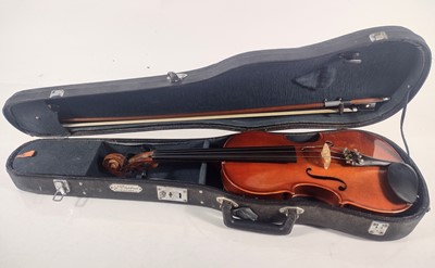 Lot 139 - A 'Skylark' MV005 violin.