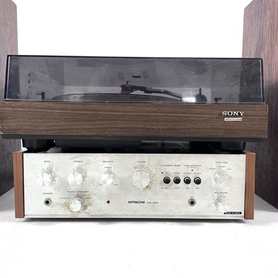 Lot 199 - A Turntable, amplifier and Speakers.