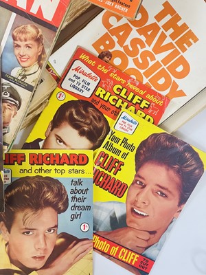 Lot 232 - Rolling Stone magazines.