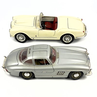 Lot 753 - Die Cast Cars Burago etc 1:18 & 1:24 Scale Plus Large Quantity Smaller Diecast Vehicles.