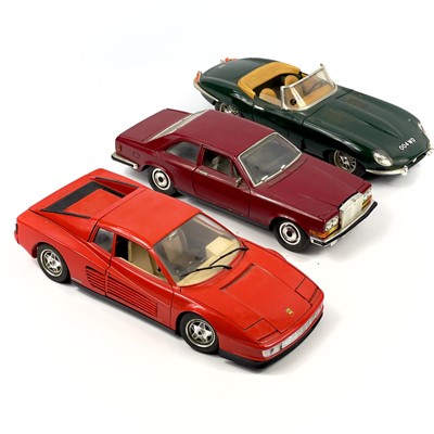 Lot 753 - Die Cast Cars Burago etc 1:18 & 1:24 Scale Plus Large Quantity Smaller Diecast Vehicles.