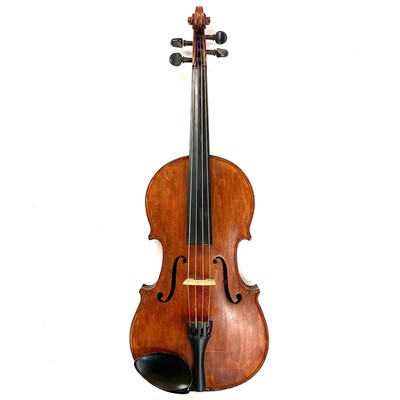 Lot 272 - A late 19th / early 20th Century viola.