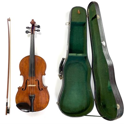 Lot 272 - A late 19th / early 20th Century viola.