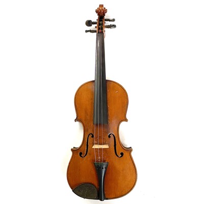 Lot 285 - A late 19th / early 20th century violin