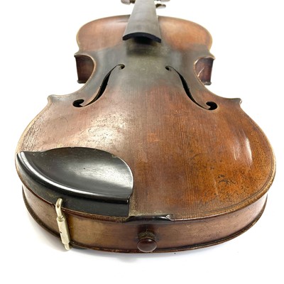 Lot 287 - A stamped 'Duke' of London violin