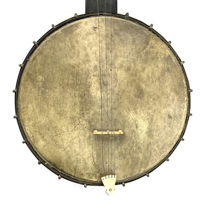 Lot 291 - An early 20th century American made banjo