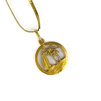 Lot 221 - An 18ct gold pendant necklace.