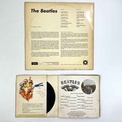 Lot 238 - The Beatles, 12" and 7" vinyl.