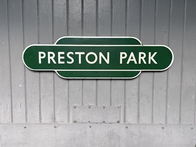 Lot 664 - Transport - Railwayana - BR Southern Region Totem Station Sign "Preston Park"