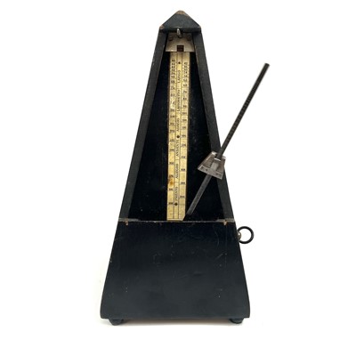 Lot 224 - Maelzel metronome.