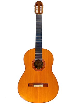 Lot 318 - A 1985 VICENTE CAMACHO Spanish Classical Concert guitar.