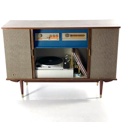 Lot 338 - A 1960's radiogram with quality electronics.