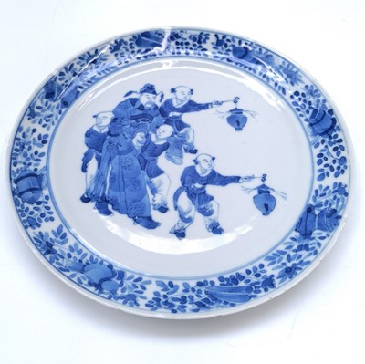 Lot 142 - A Chinese blue and white porcelain plate, 18th century.