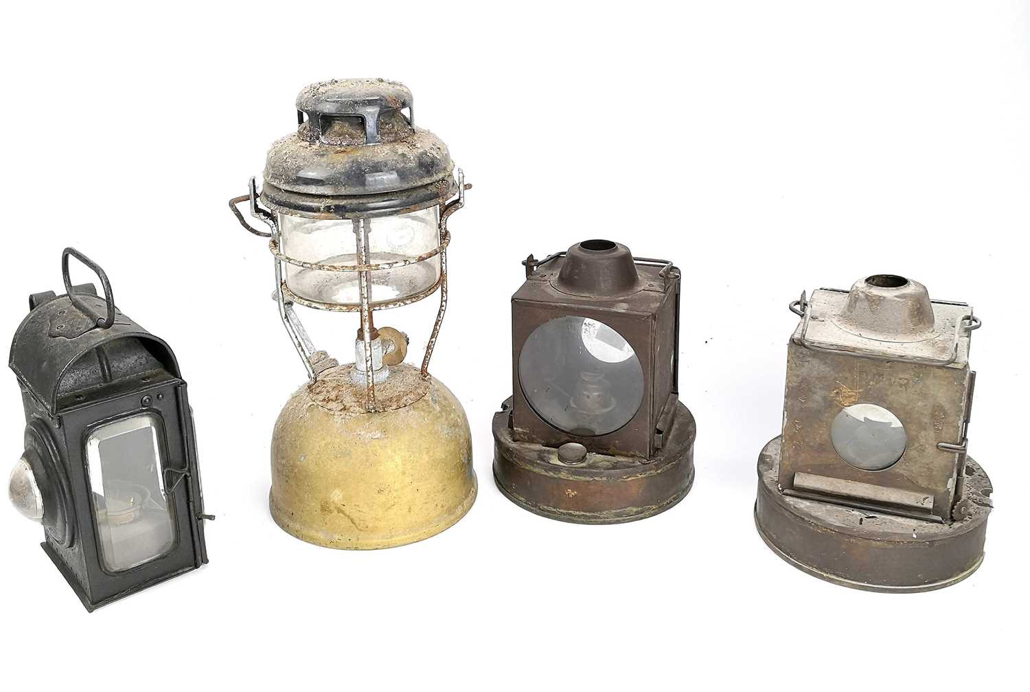 Lot 691 - Transport - Railwayana - Lamps Including - Railway Signal Lamps (x4).