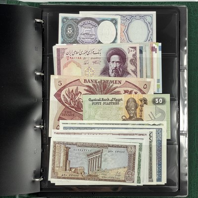 Lot 286 - Large Collection of Foreign Banknotes.