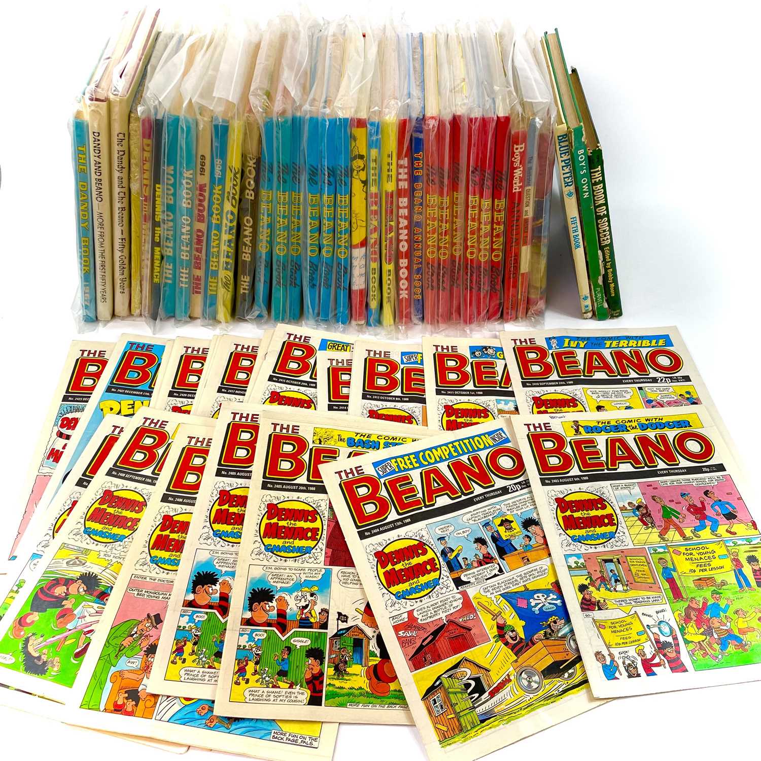 Lot 763 - Beano, Beano/Dandy, Dennis the Menace Annuals, Comics etc.