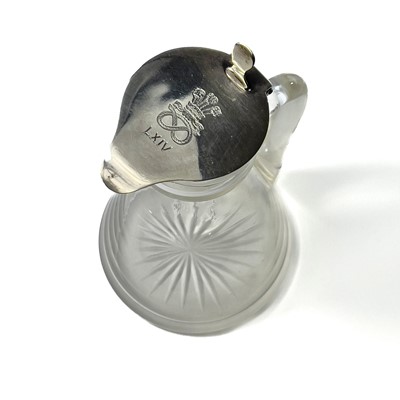 Lot 2 - An Edwardian silver mounted glass whisky noggin.