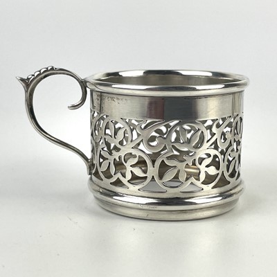 Lot 78 - A George VI silver four division toast rack, Sheffield 1949.