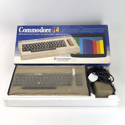 Lot 143 - A commodore 64 microcomputer.