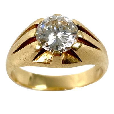 Lot 369 - An impressive 1.70ct diamond set 18ct gentleman's ring.