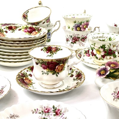 Lot 834 - Royal Albert Teaware.