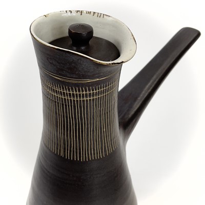 Lot 450 - Lucie RIE (1902-1995)