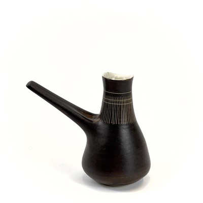 Lot 451 - Lucie RIE (1902-1995)