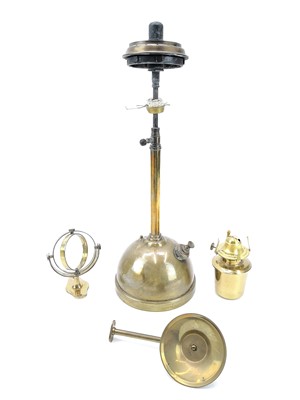 Lot 90 - A 20th century ships brass wall oil lamp with gimbal mount.
