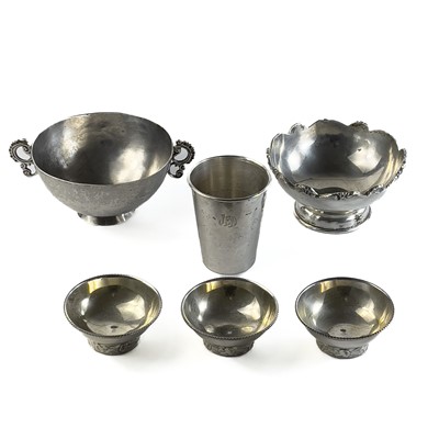 Lot 7 - A collection of South American silver.