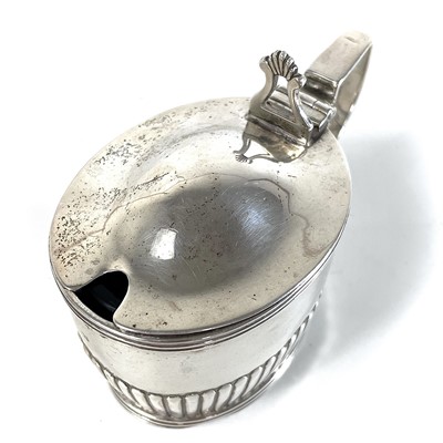 Lot 190 - A Victorian silver mustard pot.