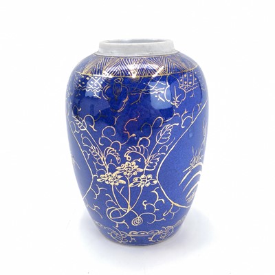 Lot 159 - A Chinese blue and gilt porcelain jar, 18th/19th century.