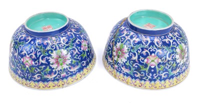 Lot 63 - A pair of Chinese porcelain bowls, 19th century.