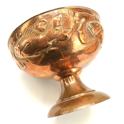 Lot 5 - A Newlyn copper rose bowl.