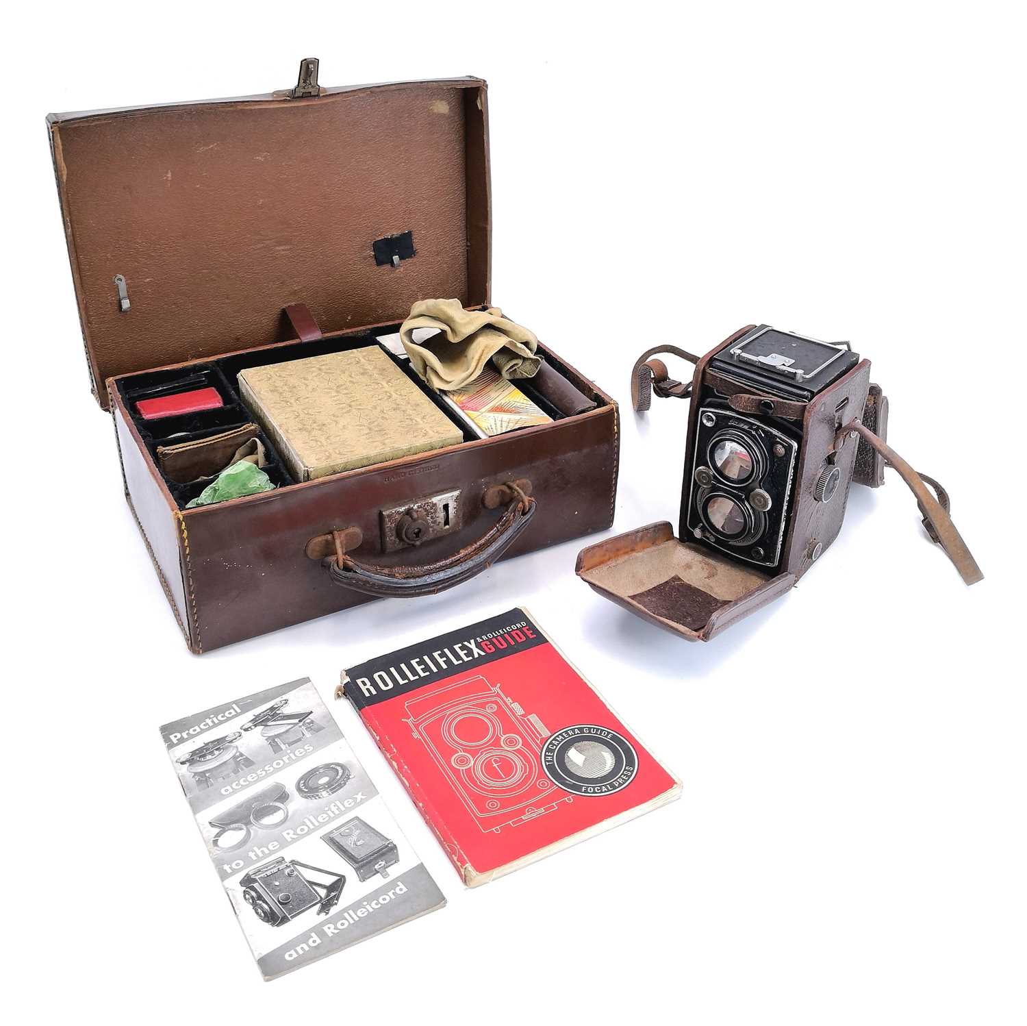 Lot 103 - A Rolleiflex DRP DRGM Compur Rapid camera.