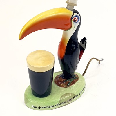 Lot 808 - A Carltonware Guinness toucan table lamp.