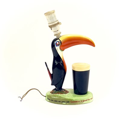 Lot 808 - A Carltonware Guinness toucan table lamp.