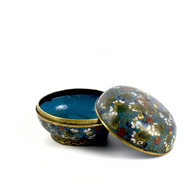 Lot 88 - A Chinese cloisonne box and cover, Qing Dynasty.