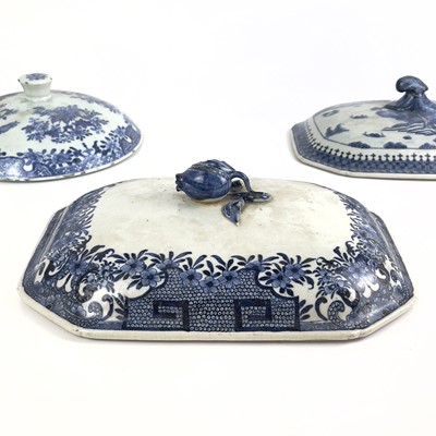 Lot 94 - Eight blue and white export porcelain tureen covers, 18th/early 19th century.