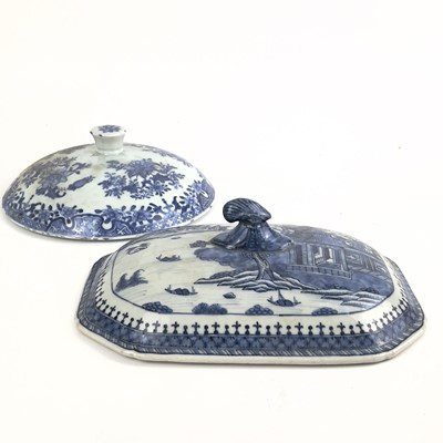 Lot 94 - Eight blue and white export porcelain tureen covers, 18th/early 19th century.