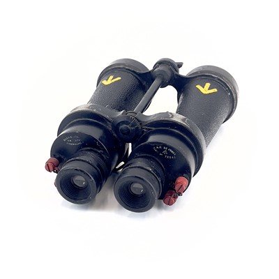 Lot 131 - A pair of WWII Barr & Stroud binoculars.