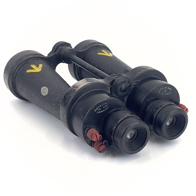 Lot 131 - A pair of WWII Barr & Stroud binoculars.