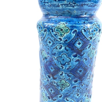 Lot 505 - An Italian Bitossi blue vase.