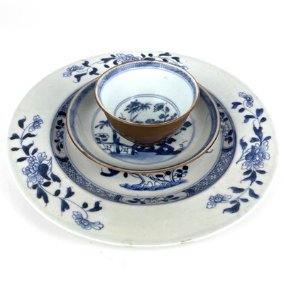 Lot 343 - A Chinese blue and white porcelain Nanking Cargo tea bowl saucer and plate, 18th century.