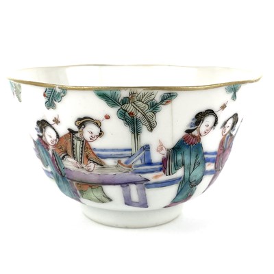 Lot 433 - A Chinese famille rose porcelain bowl, 19th century.