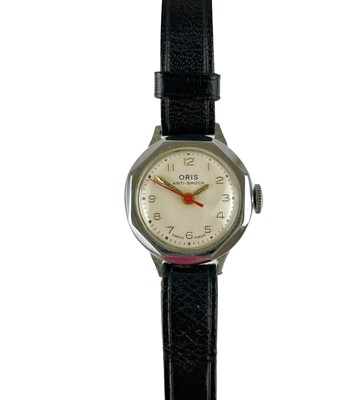 Lot 480 - An Oris stainless steel ladies manual wind wristwatch.